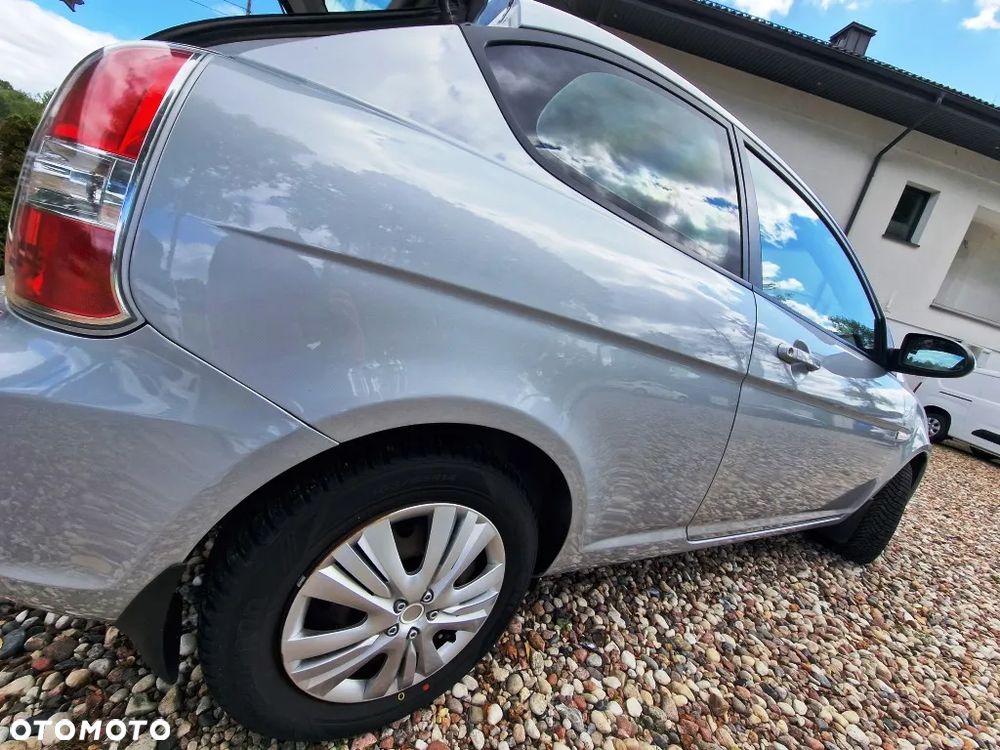 Hyundai Accent 1.6 Style A/C - 26