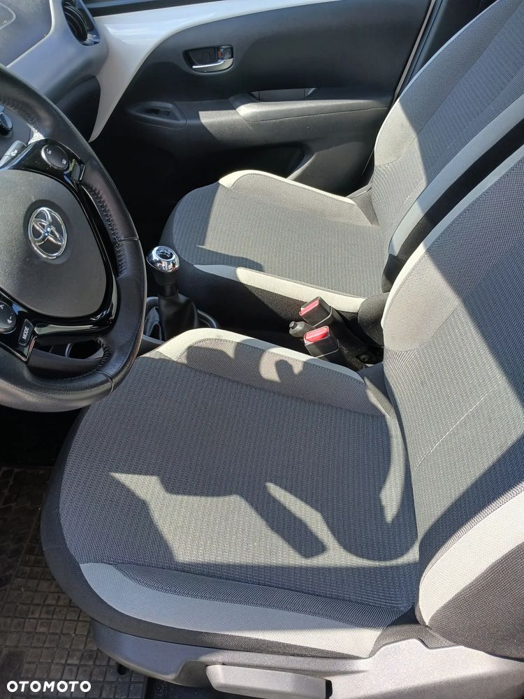 Toyota Aygo 1.0 VVT-i Color Edition - 9