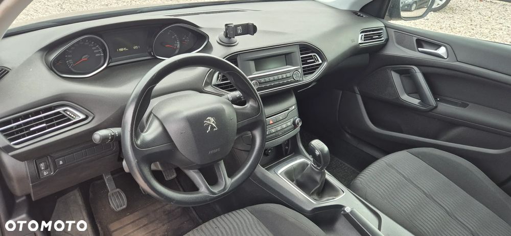 Peugeot 308 1.2 VTi/PureTech Active - 12