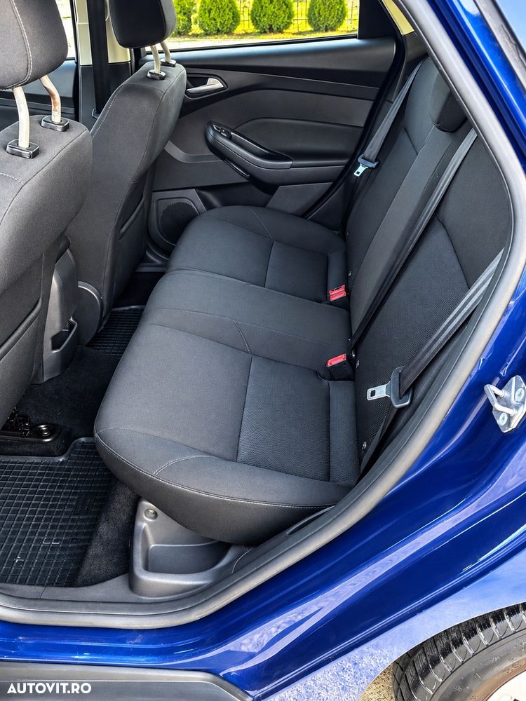 Ford Focus - 7