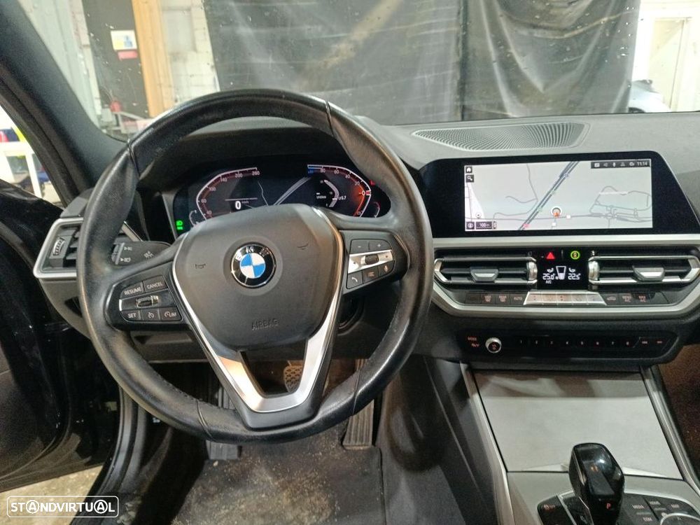 BMW 320 d Auto - 7