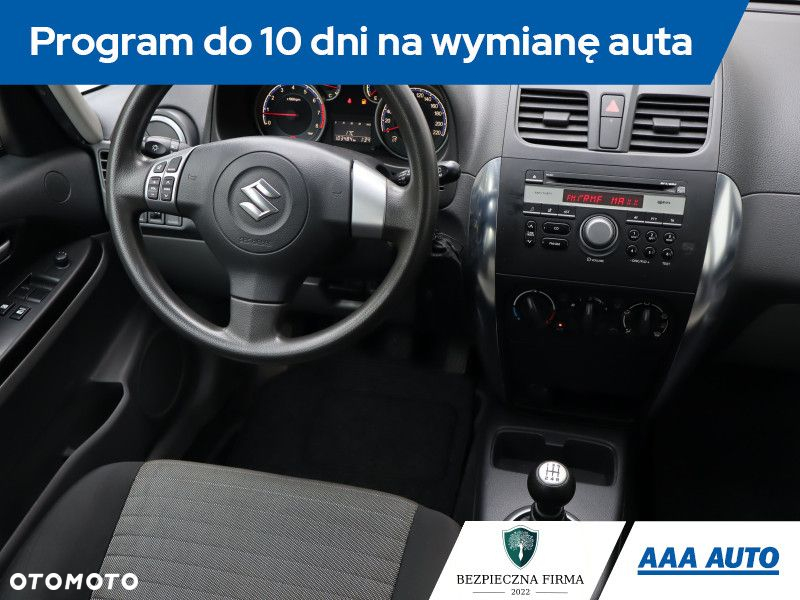 Suzuki SX4 - 8