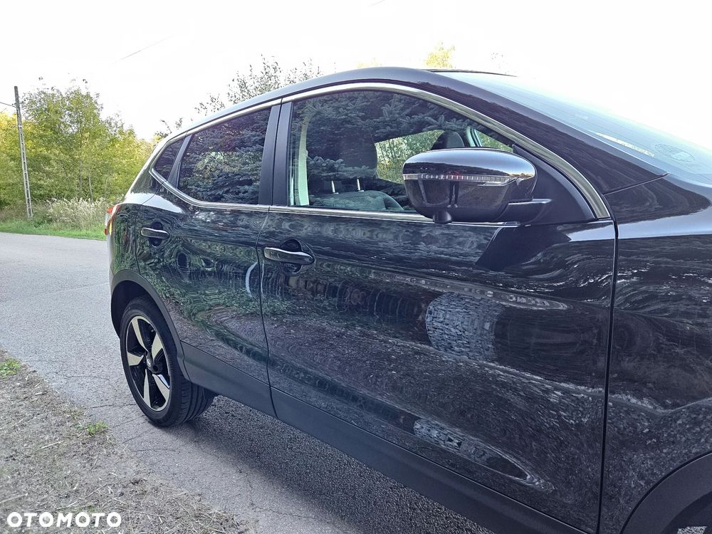 Nissan Qashqai 1.2 DIG-T N-Connecta - 12