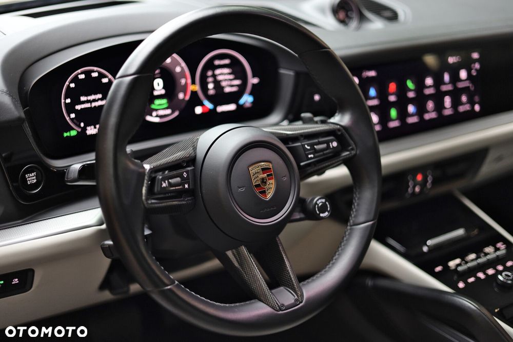 Porsche Cayenne - 13
