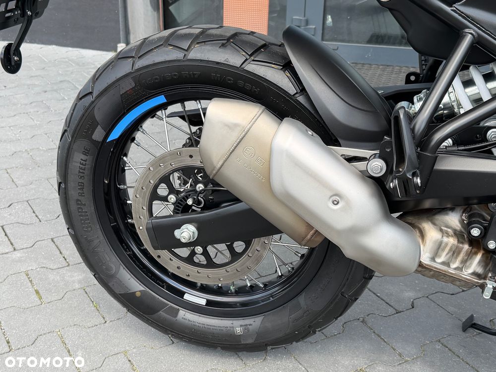 Royal Enfield Himalayan - 13