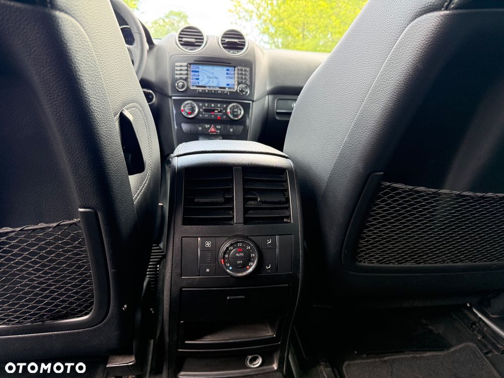 Mercedes-Benz ML 320 CDI 4Matic 7G-TRONIC - 12