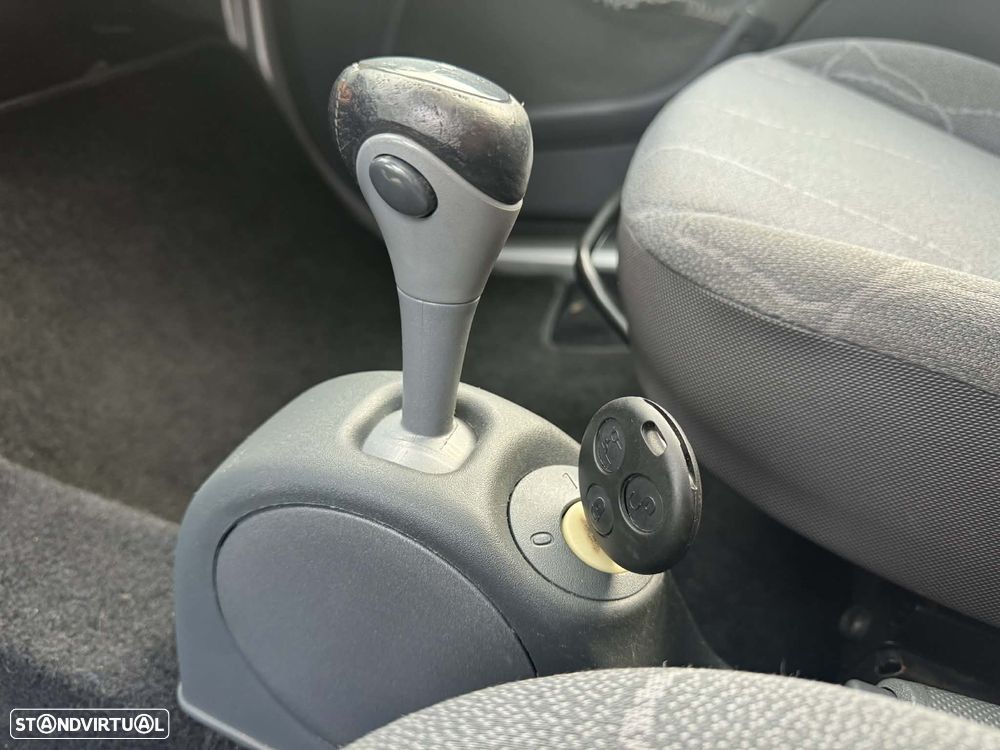 Smart ForTwo Coupé softtouch passion cdi - 13