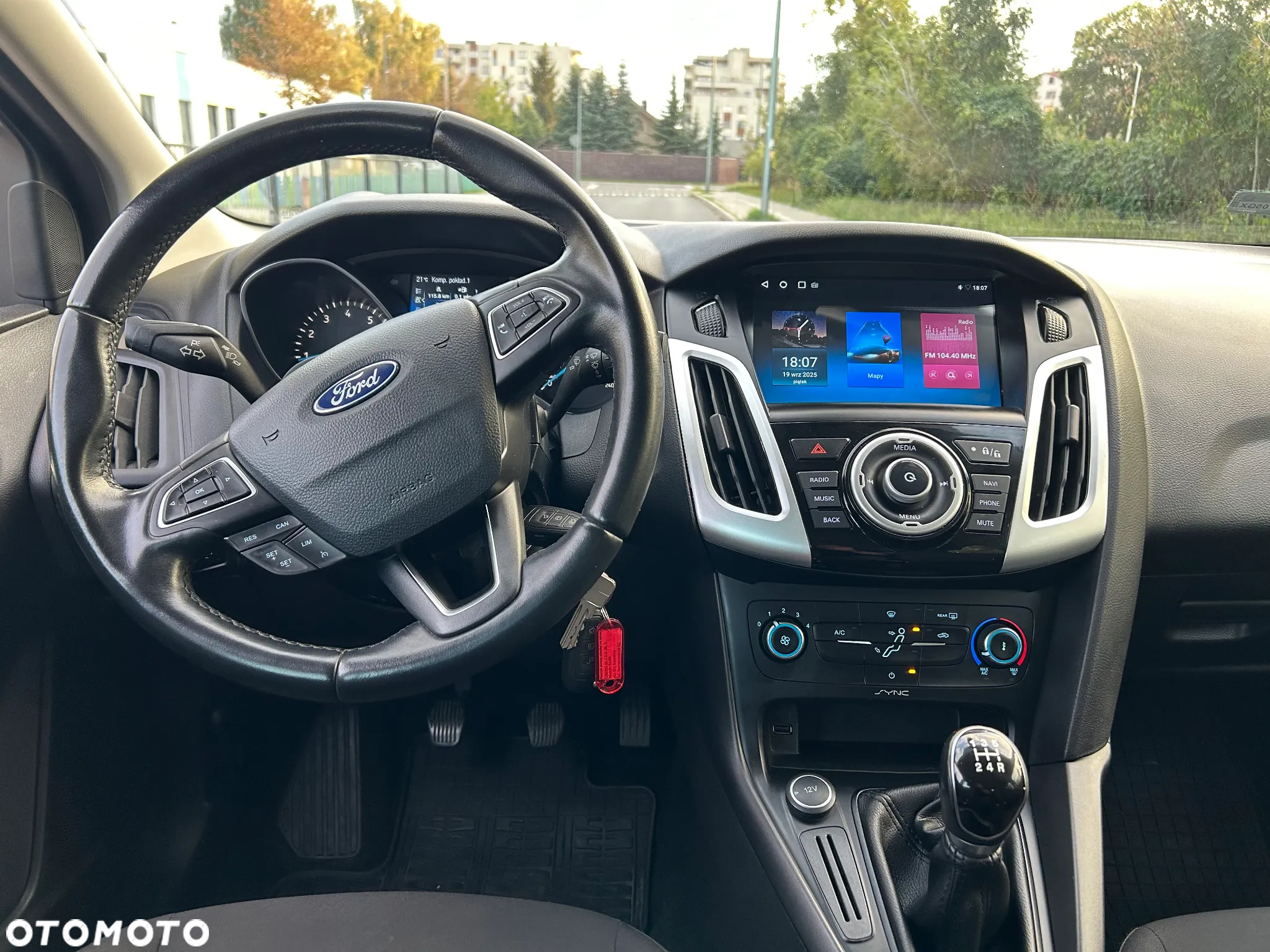 Ford Focus 1.6 Trend - 19