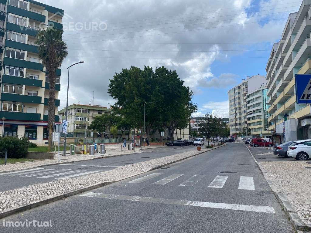 Loja no Choupal em Alverca do Ribatejo - Grande imagem: 2/7