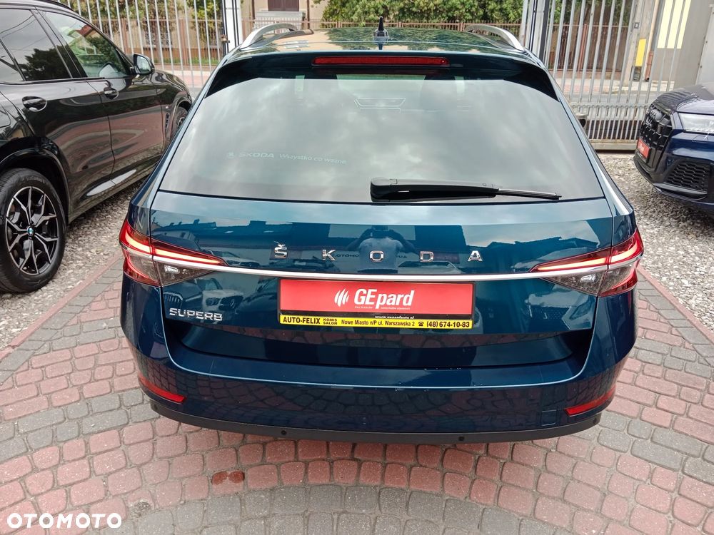 Skoda Superb 2.0 TDI SCR Style DSG - 5