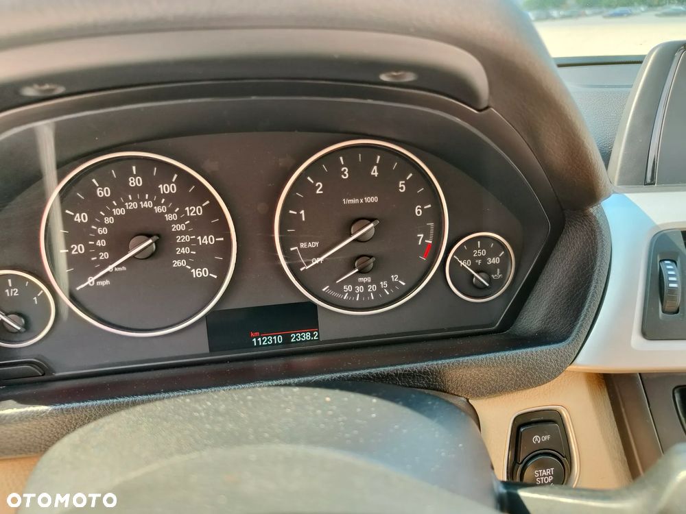 BMW Seria 3 328i xDrive - 21