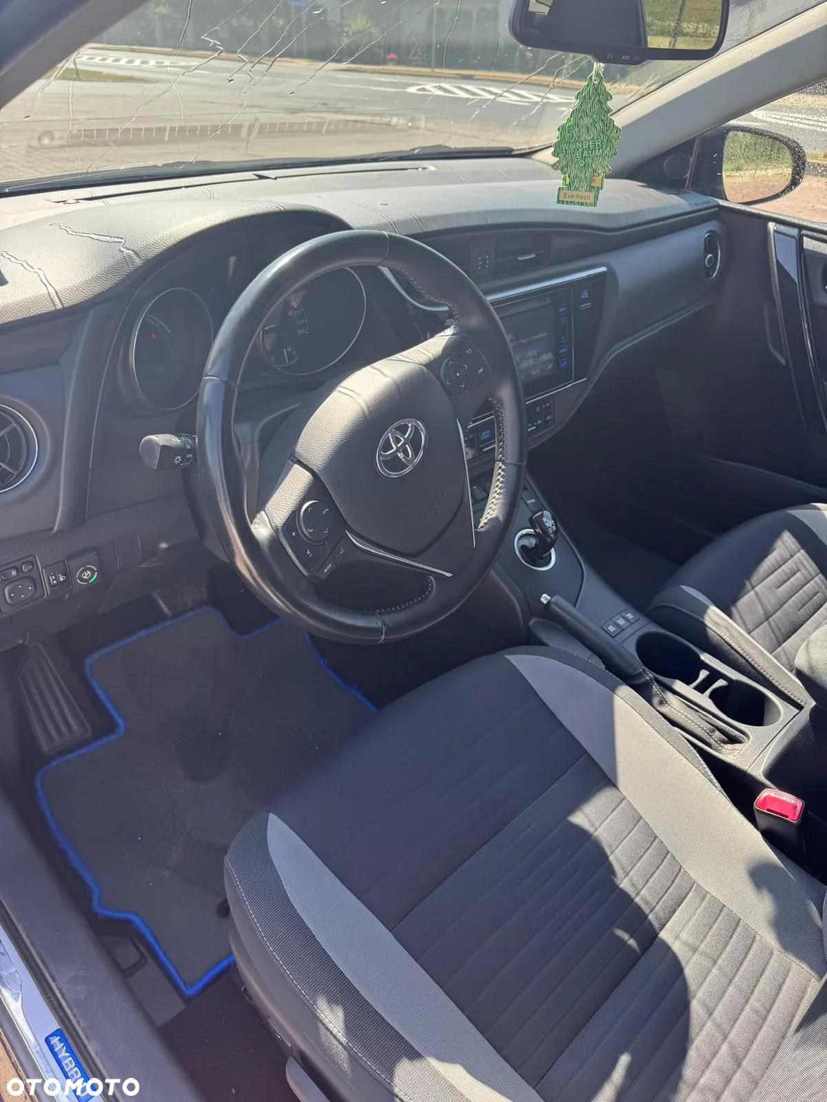 Toyota Auris 1.8 VVT-i Hybrid Automatik Comfort - 6