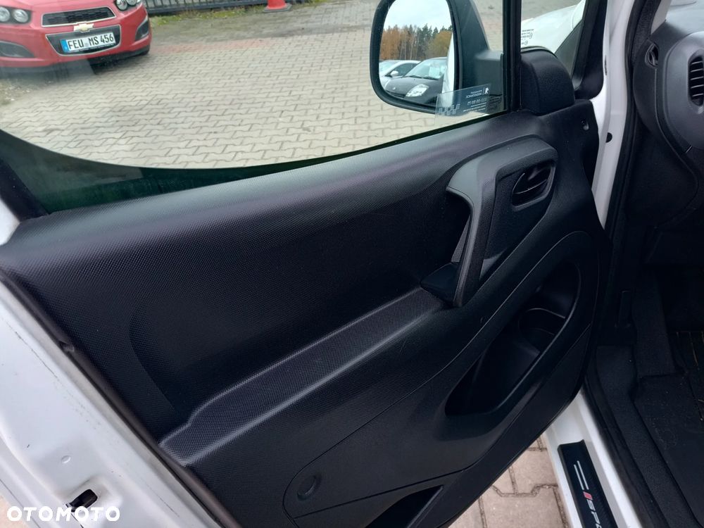 Peugeot Partner - 16