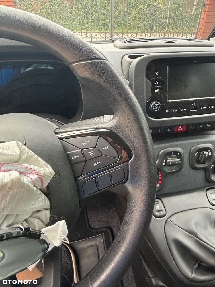 Fiat Panda 1.0 Hybrid Trussardi - 38