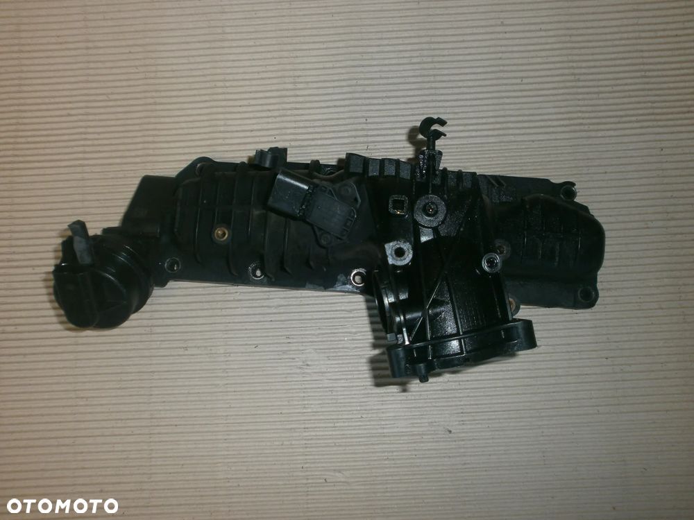Kolektor IDEALNY  04L129709E 2.0TDI T6 CRAFTER MAN - 1