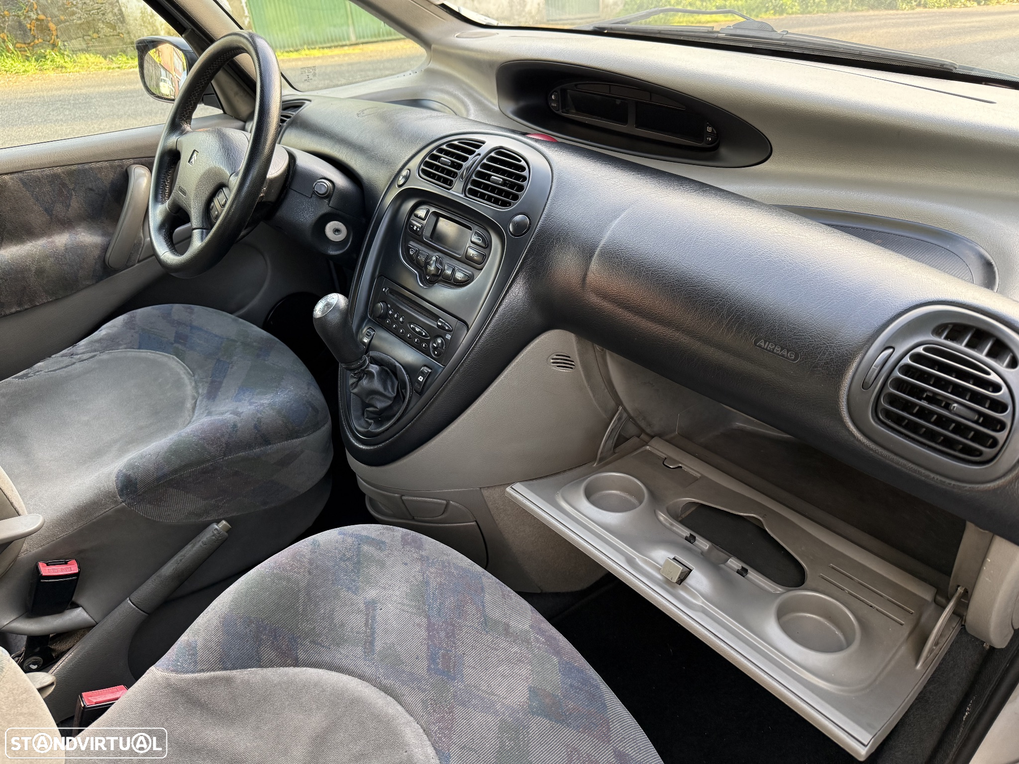 Citroën Xsara Picasso 2.0 HDi SX - 20