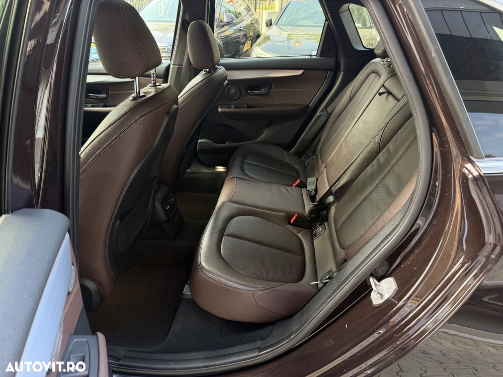 BMW Seria 2 220d Aut. Luxury Line - 13