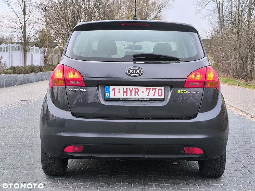 Kia Venga 1.4 CRDi M - 13