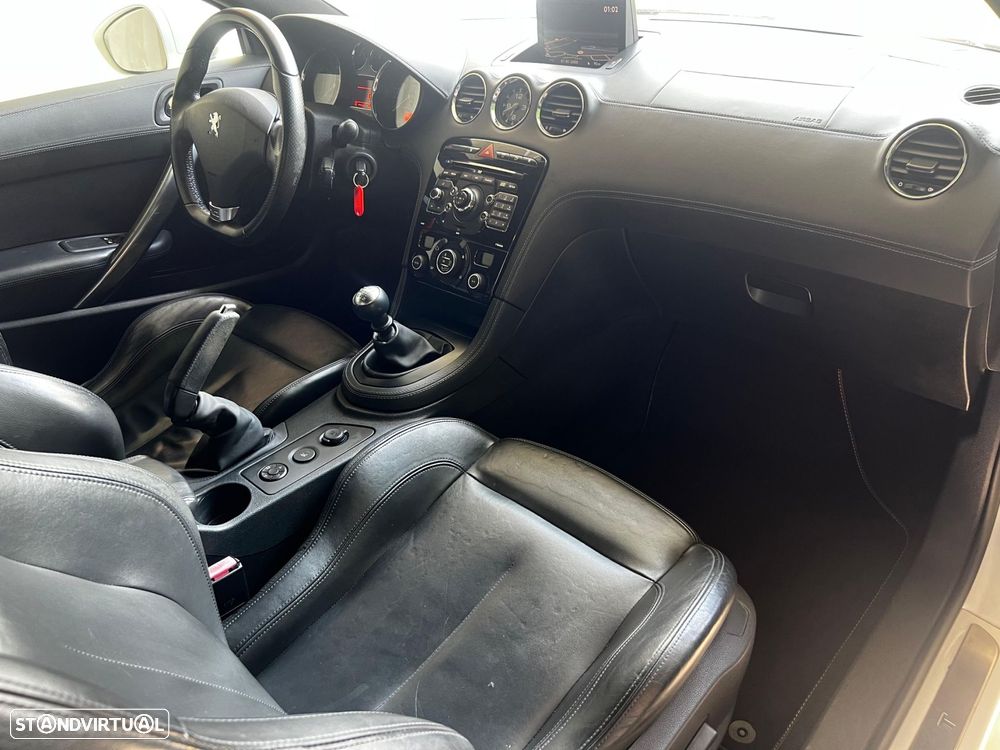 Peugeot RCZ 1.6 THP - 11