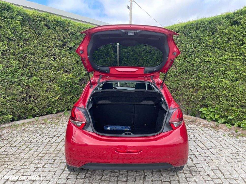 Peugeot 208 1.2 PureTech Allure - 8