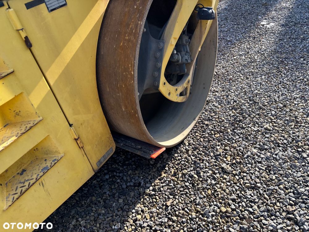 Bomag BW203 AD-4 2011 r WAGA 14TON , STAL STAL GŁADZIK 200CM - 8
