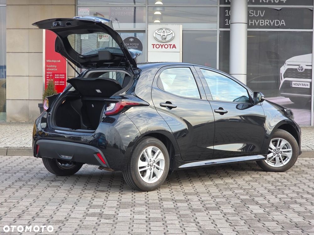 Toyota Yaris - 5