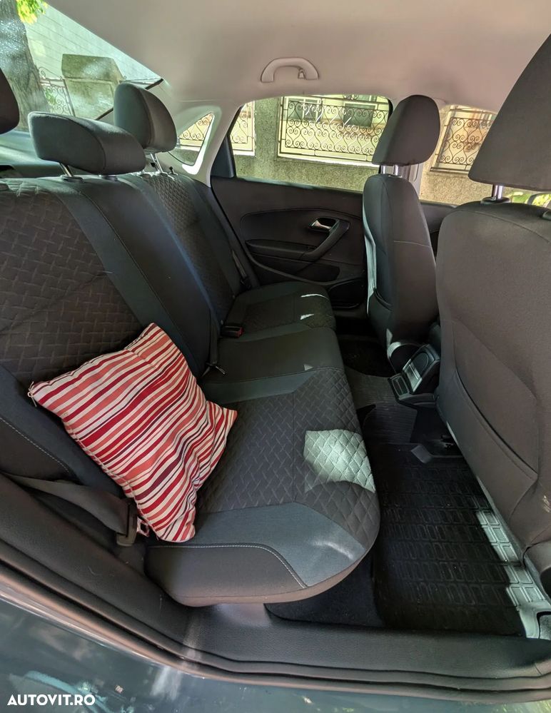 Volkswagen Polo - 15