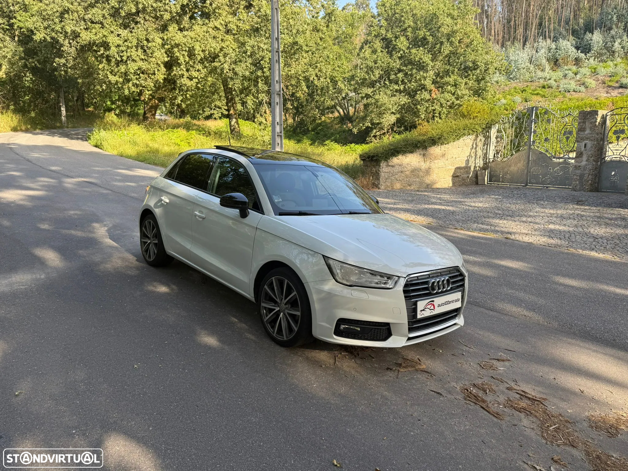 Audi A1 Sportback 1.6 TDI S line edition - 4