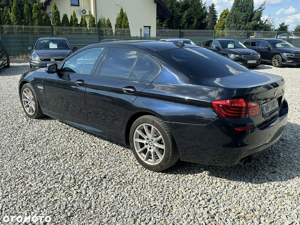 BMW Seria 5 528i xDrive - 8