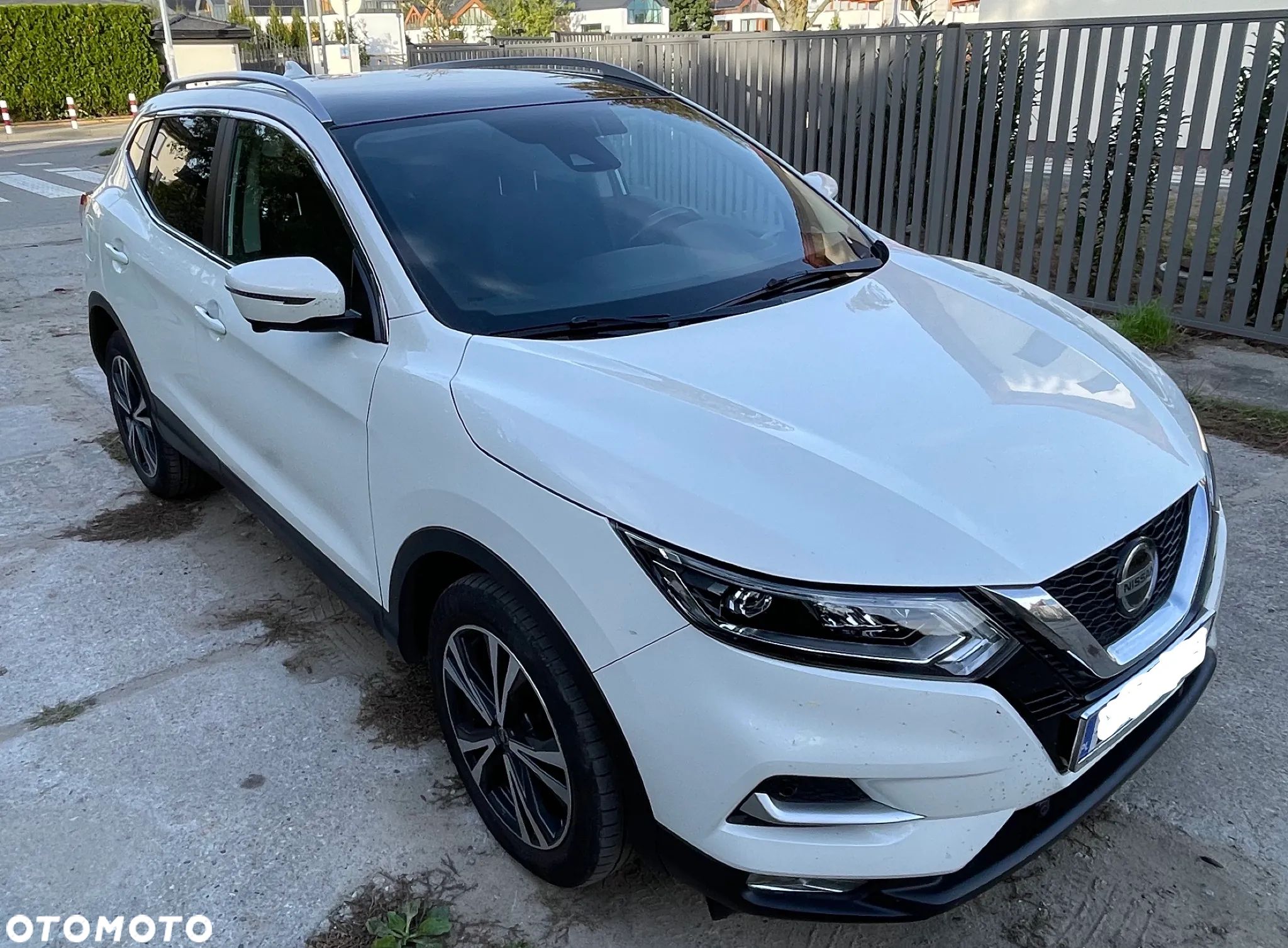 Nissan Qashqai 1.3 DIG-T N-Connecta DCT - 1