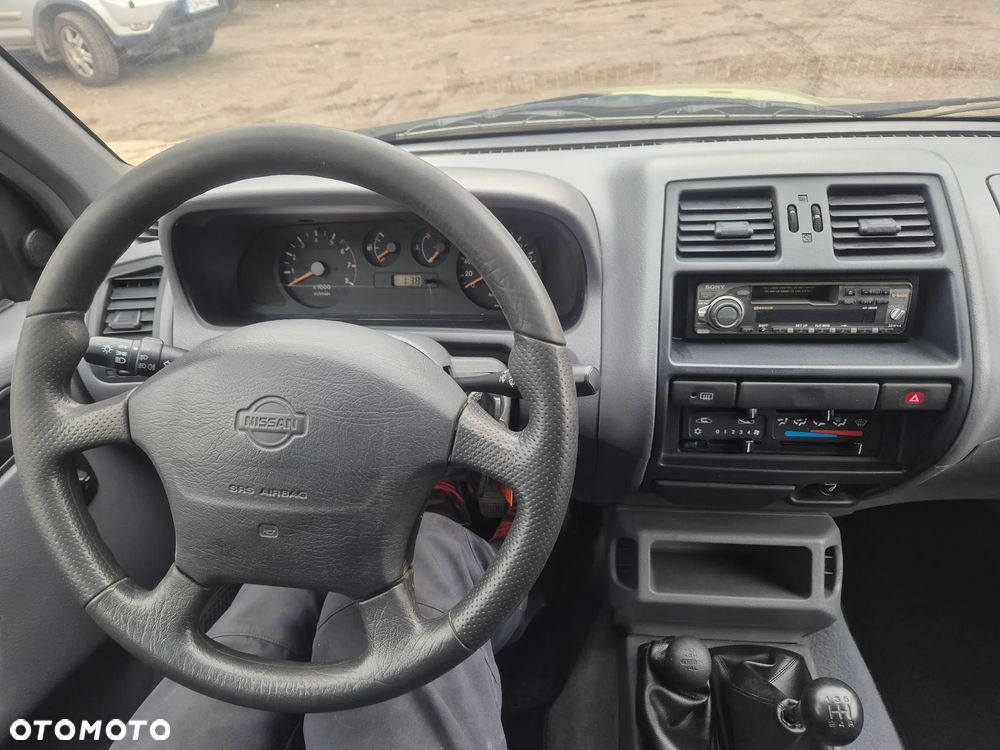 Nissan Terrano - 30