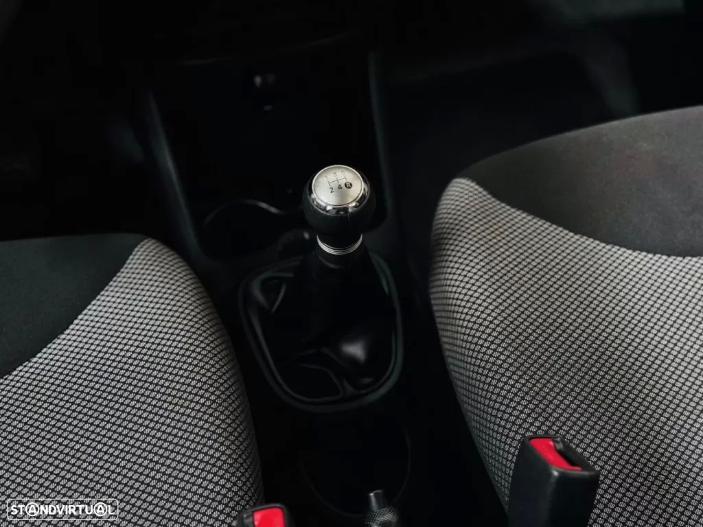 Toyota Aygo 1.0 Power Pack+AC+JLL+VSC - 32