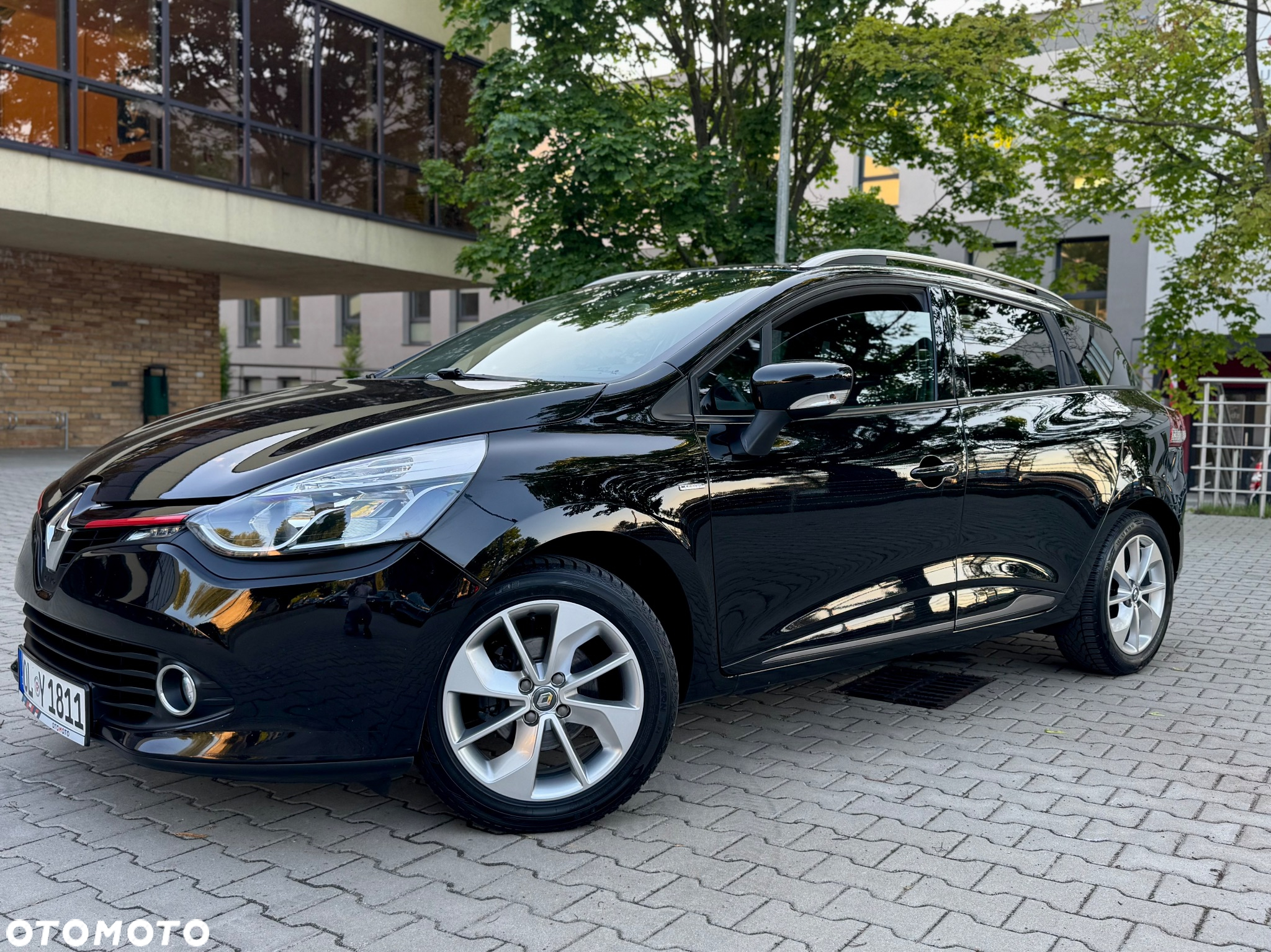 Renault Clio 1.2 16V Limited EU6 - 4