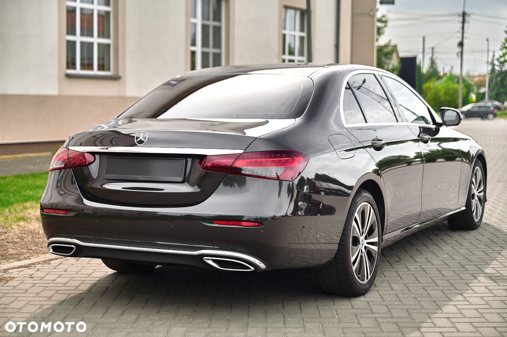 Mercedes-Benz Klasa E 220 d 9G-TRONIC - 10