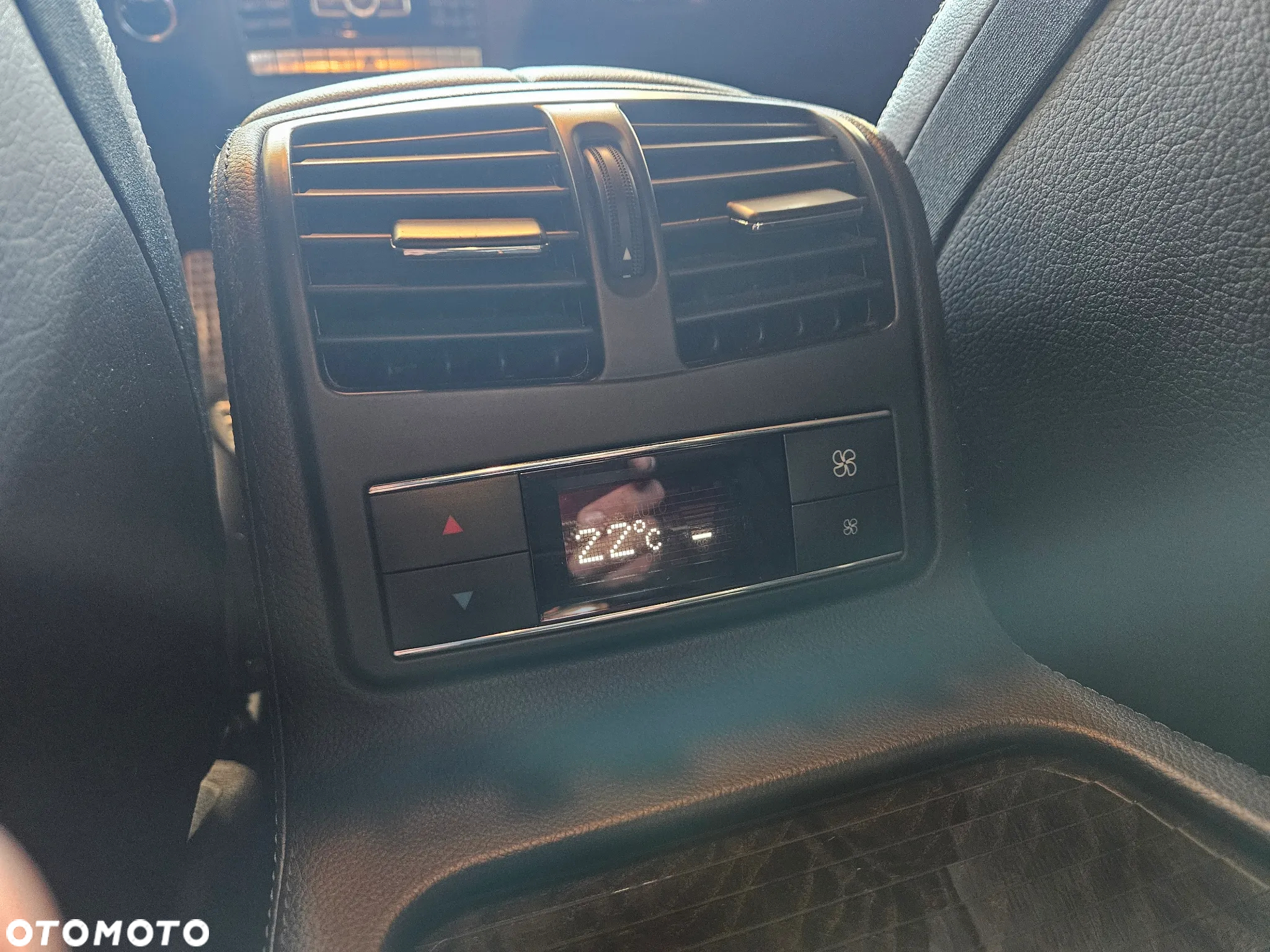 Mercedes-Benz CLS 350 CDI 4-Matic BlueEff - 17