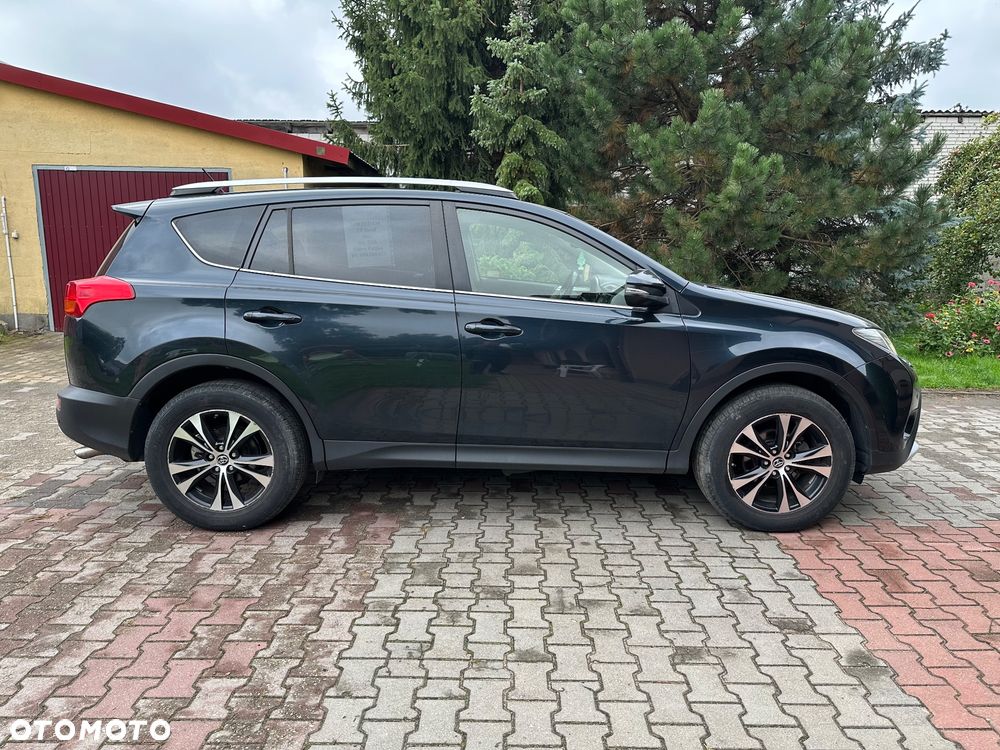 Toyota RAV4 2.0 D-4D Premium - 18