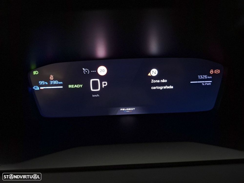 Peugeot e-208 50 kWh Allure — fotografia 15