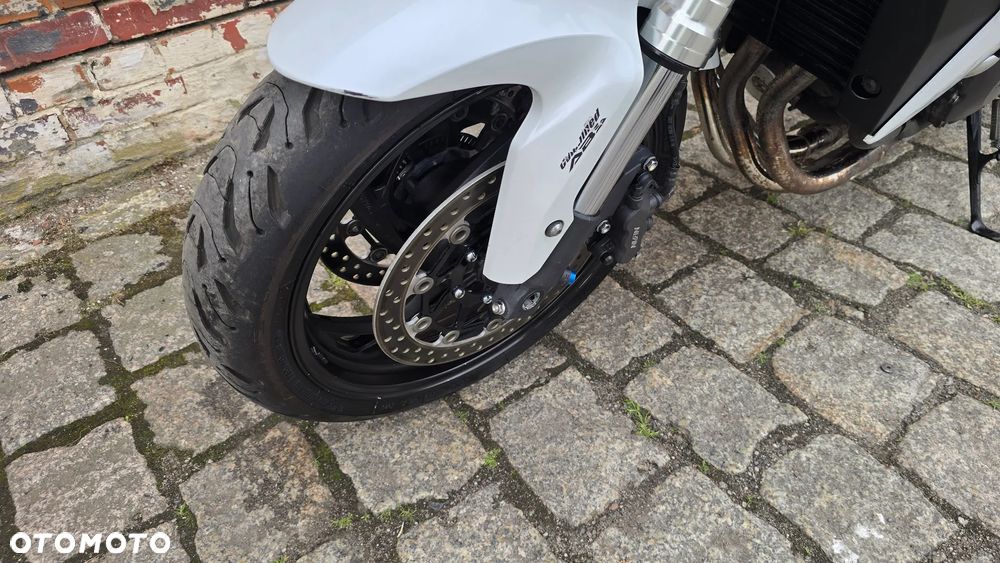 Honda CB - 15