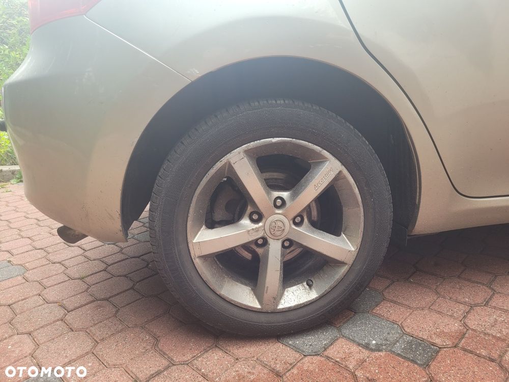 Toyota Auris - 8