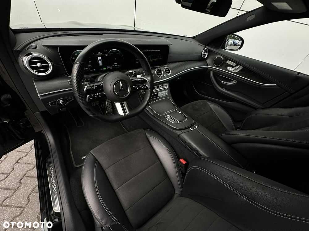 Mercedes-Benz Klasa E - 15