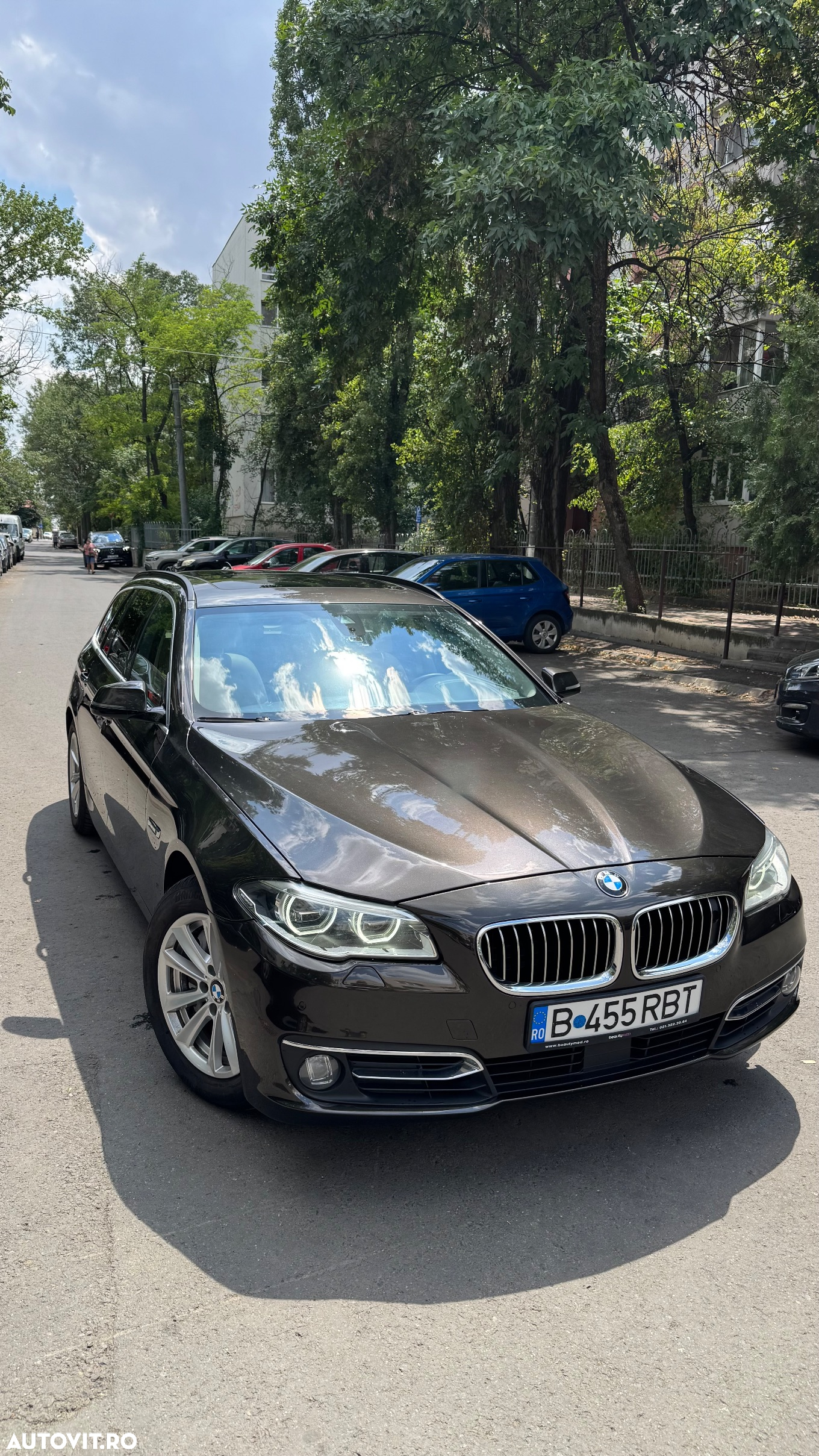 BMW Seria 5 525d xDrive Touring Aut. Luxury Line - 2