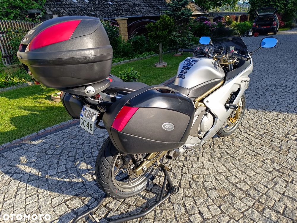 Kawasaki ER - 3