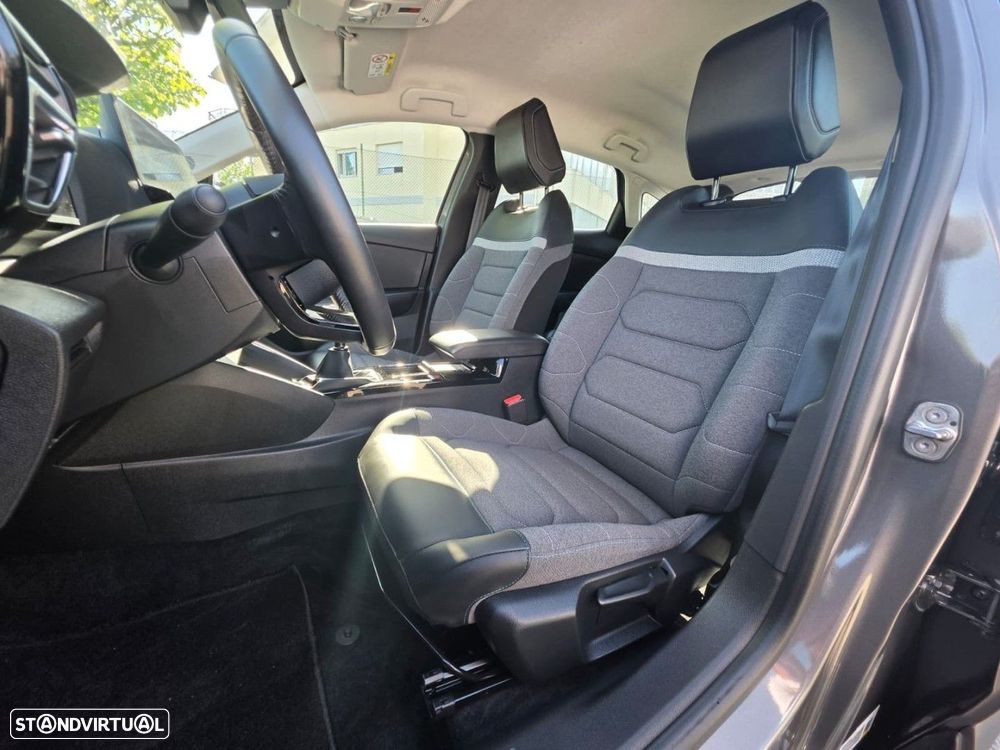 Citroën C4 1.2 PureTech Max EAT8 - 12