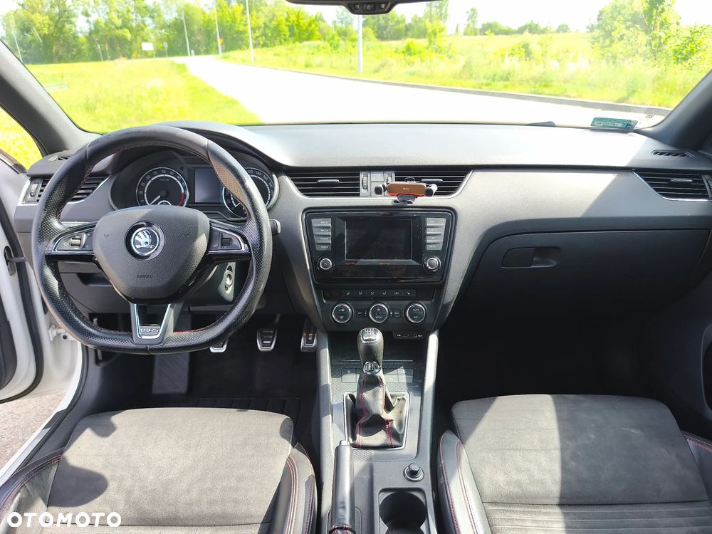 Skoda Octavia 2.0 TDI RS - 13
