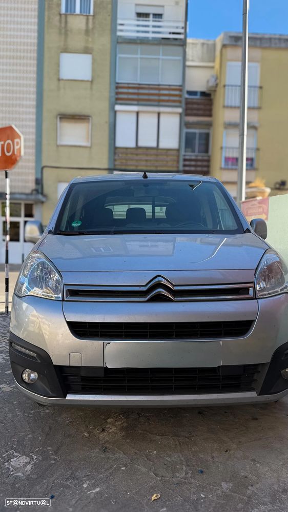 Citroën Berlingo 1.6 e-HDi FAP EGS6 Multispace - 4