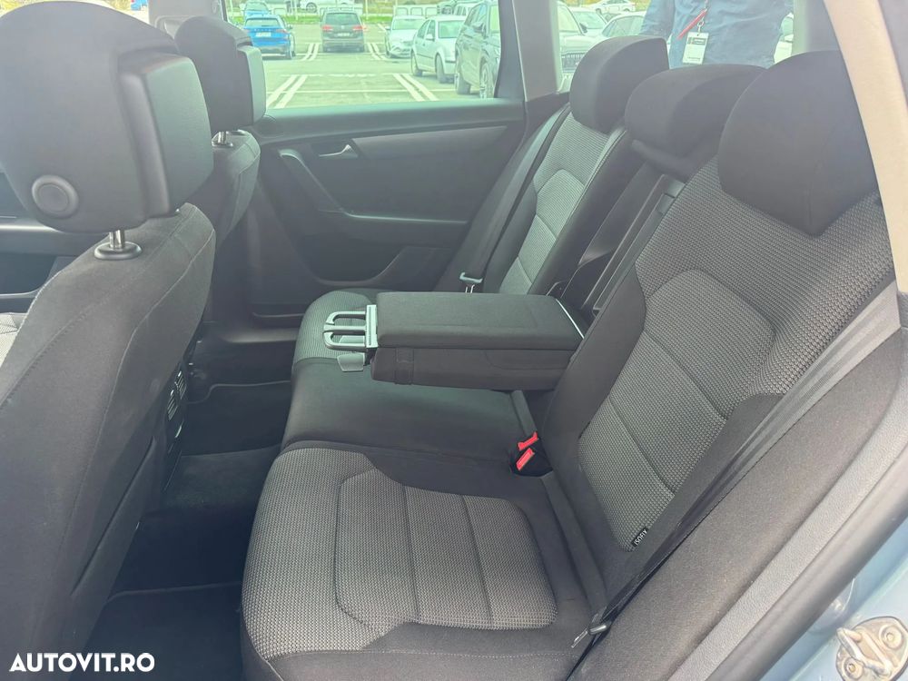 Volkswagen Passat Variant 2.0 TDI Blue TDI DSG Highline - 26