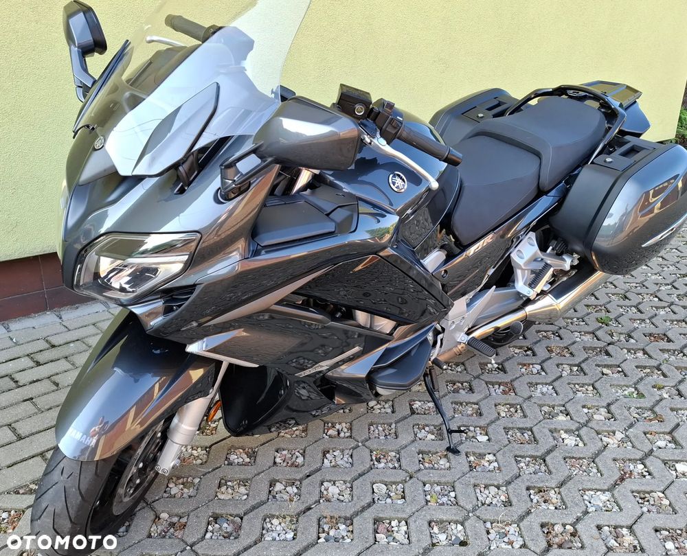 Yamaha FJR - 14