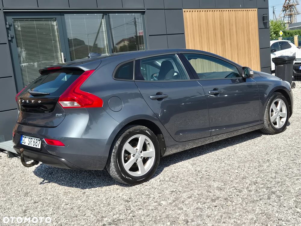 Volvo V40 D2 Momentum - 12