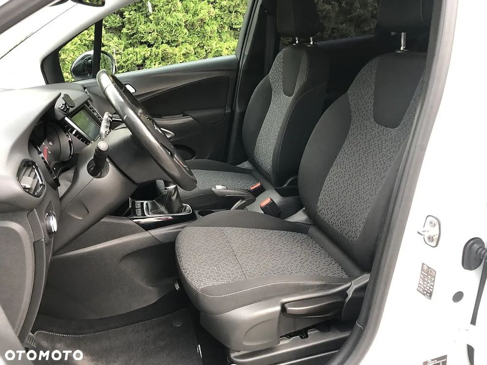 Opel Crossland 1.2 - 10