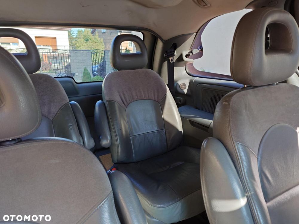 Chrysler Voyager 2.8 Executive LX CRD - 5